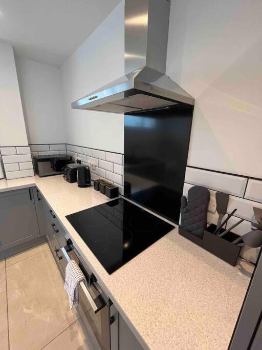 Entire Property In Downham Market, Serviced Accomodation Apartamento Exterior foto