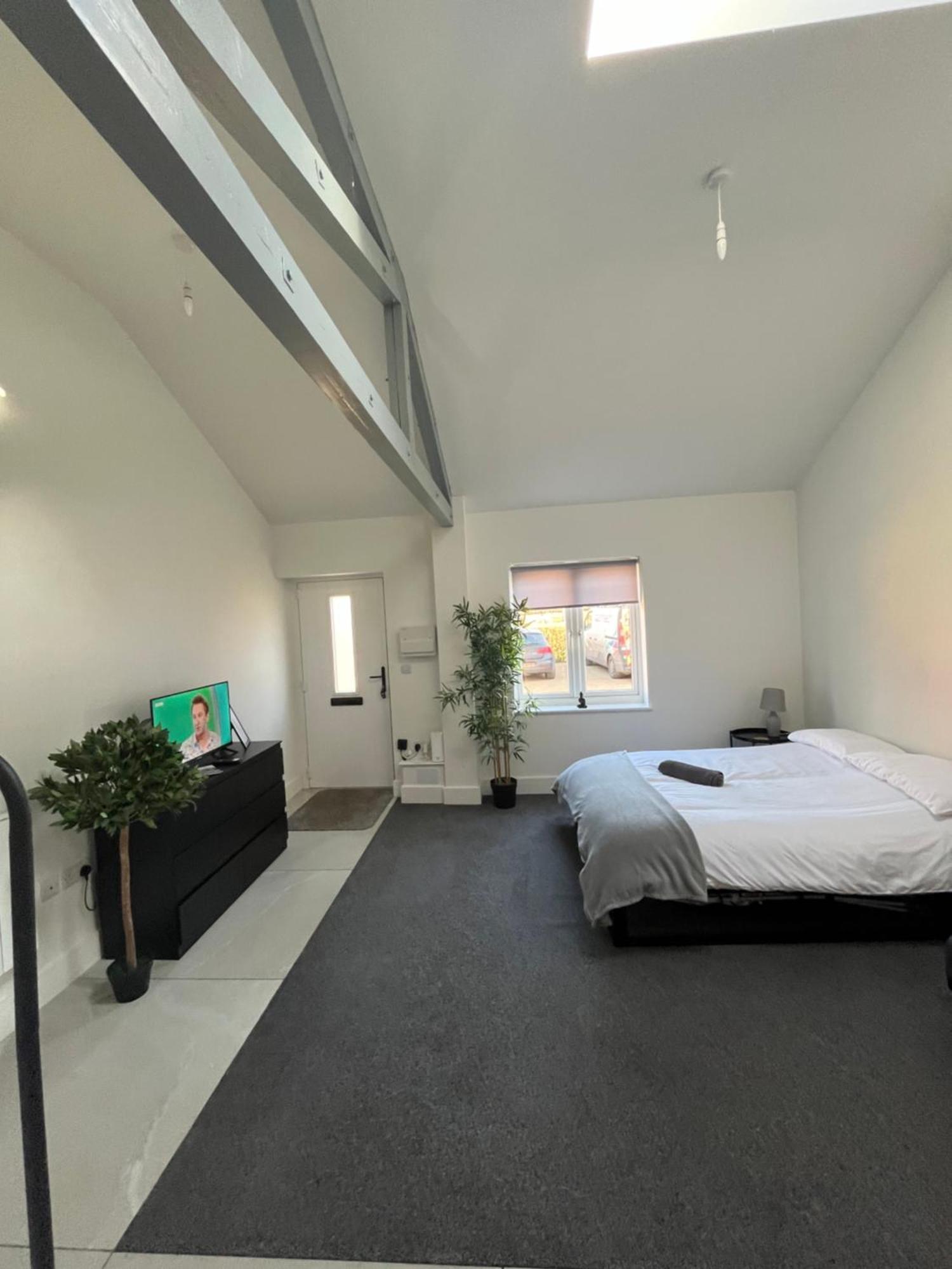 Entire Property In Downham Market, Serviced Accomodation Apartamento Exterior foto